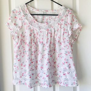 LC Lauren Conrad Floral and Lace Blouse